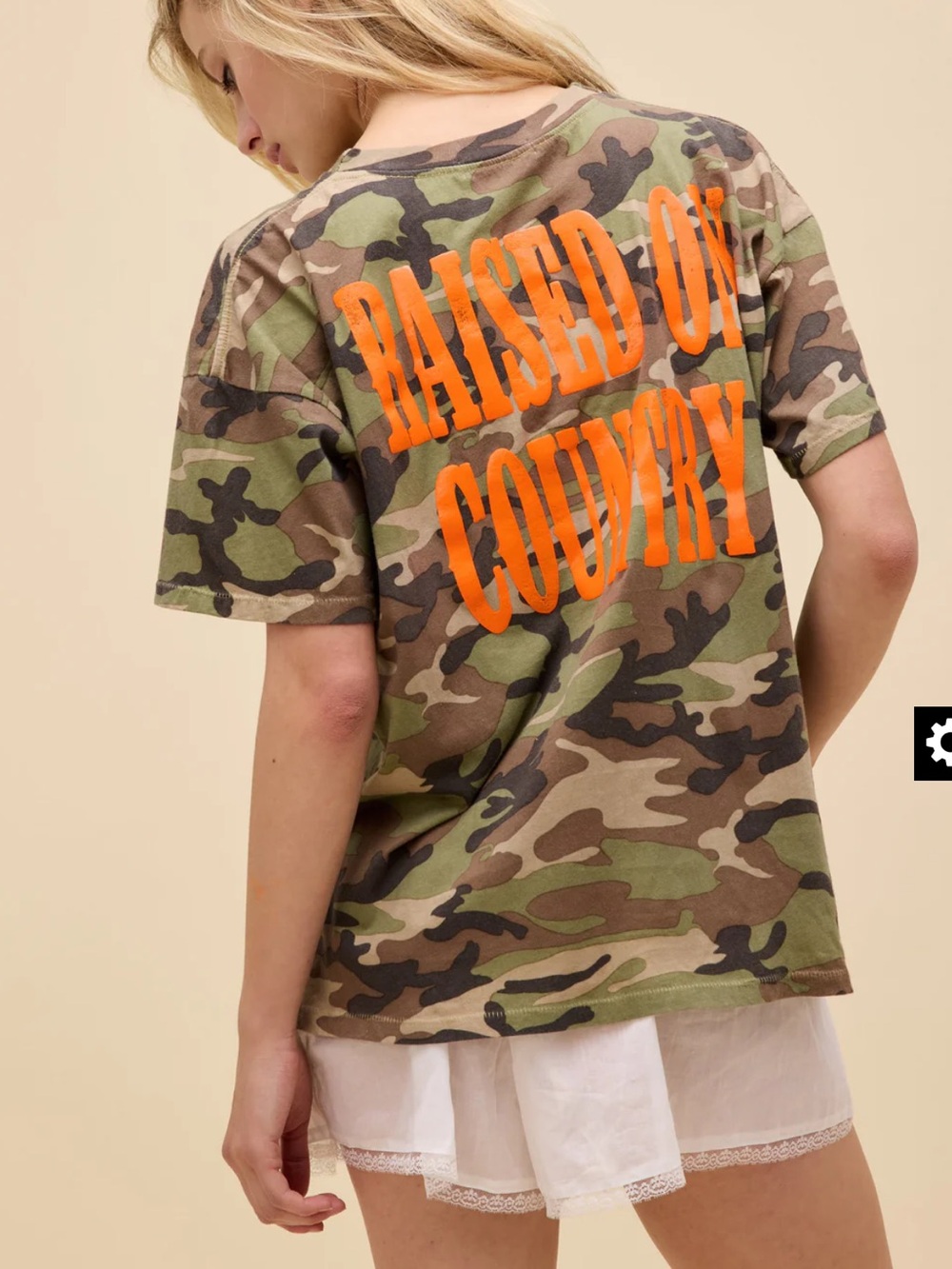 daydreamer raised on country camo tee